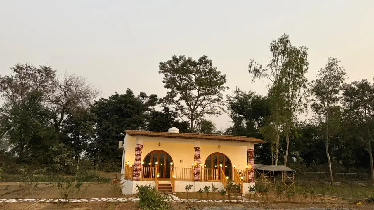 Double cottage- Owl Gallery 4